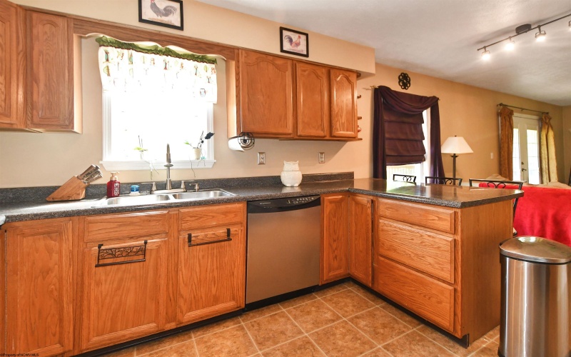 13 Devin Lane, Morgantown, West Virginia 26508, 4 Bedrooms Bedrooms, 8 Rooms Rooms,2 BathroomsBathrooms,Single Family Detached,For Sale,Devin,10164713