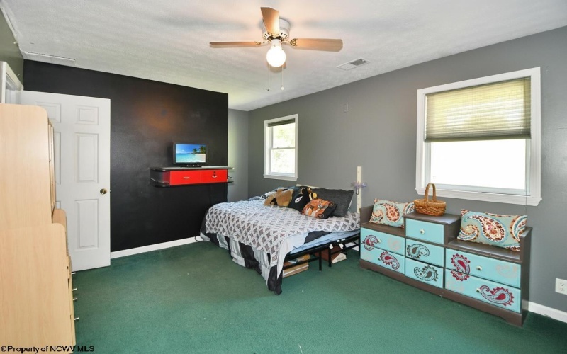 13 Devin Lane, Morgantown, West Virginia 26508, 4 Bedrooms Bedrooms, 8 Rooms Rooms,2 BathroomsBathrooms,Single Family Detached,For Sale,Devin,10164713