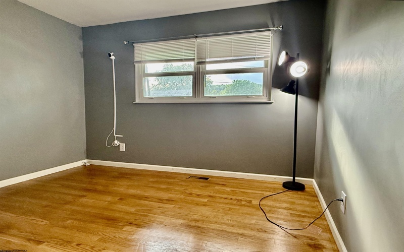 107 Mohawk Drive, Barrackville, West Virginia 26559, 3 Bedrooms Bedrooms, 6 Rooms Rooms,1 BathroomBathrooms,Single Family Detached,For Sale,Mohawk,10164715