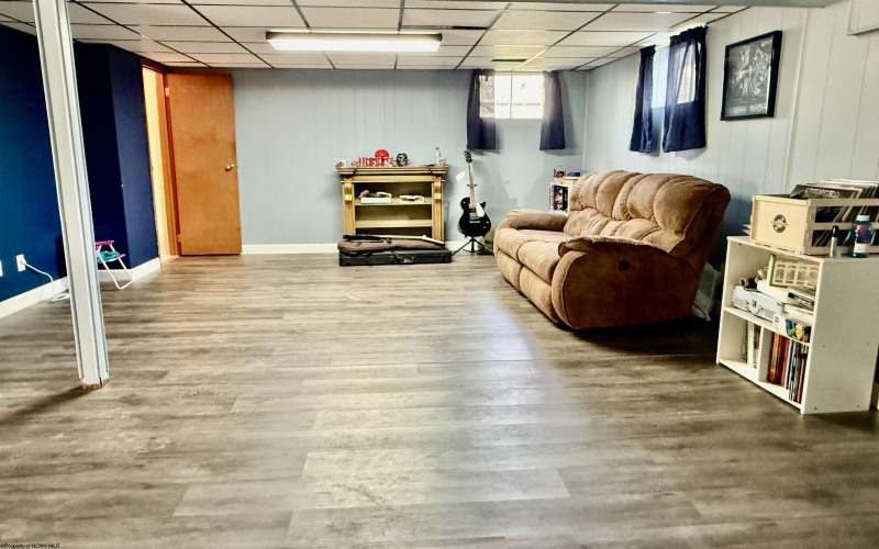 107 Mohawk Drive, Barrackville, West Virginia 26559, 3 Bedrooms Bedrooms, 6 Rooms Rooms,1 BathroomBathrooms,Single Family Detached,For Sale,Mohawk,10164715