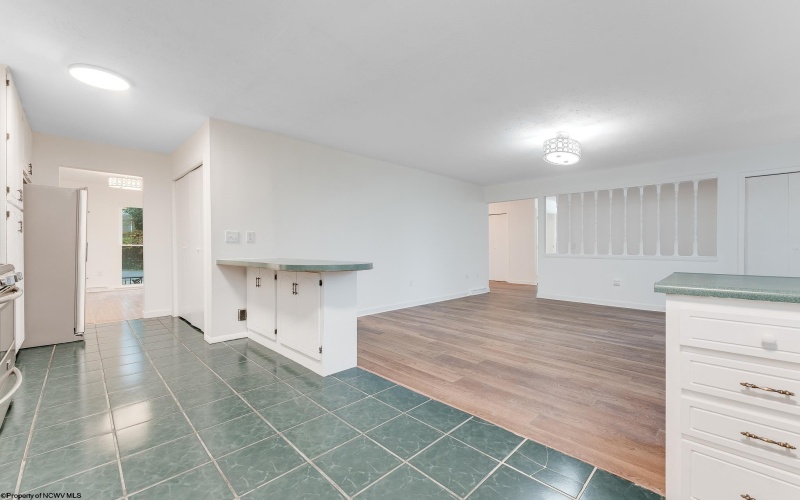 801 Cottonwood Street, Morgantown, West Virginia 26505, 5 Bedrooms Bedrooms, 9 Rooms Rooms,3 BathroomsBathrooms,Single Family Detached,For Sale,Cottonwood,10162058