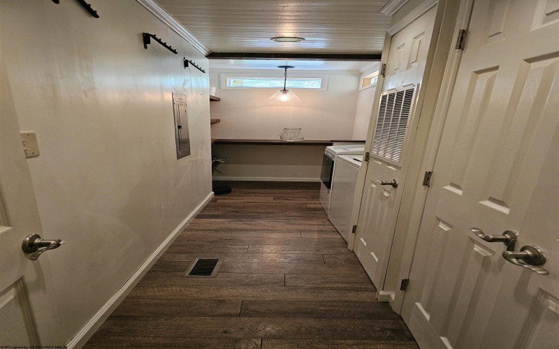 3923 Bear Mountain Road, Bridgeport, West Virginia 26330, 4 Bedrooms Bedrooms, 7 Rooms Rooms,2 BathroomsBathrooms,Single Family Detached,For Sale,Bear Mountain,10164731