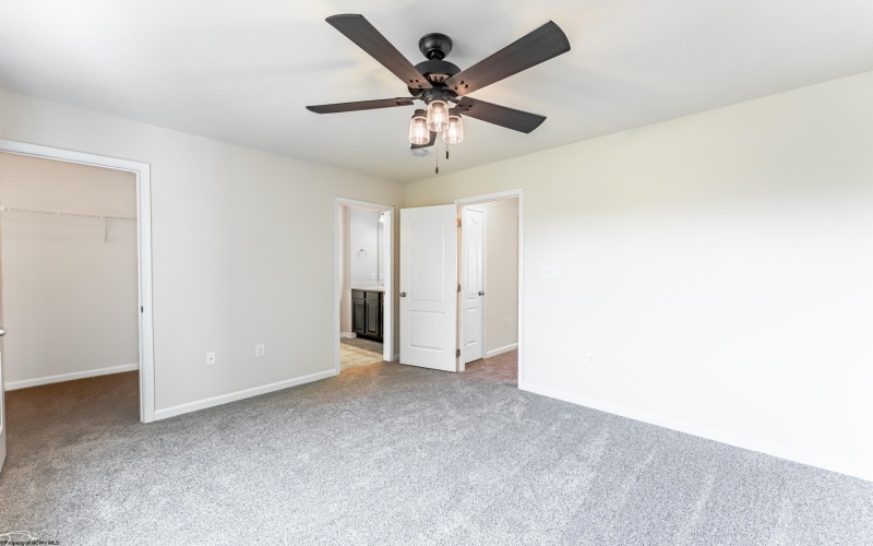 100 Woodside Drive, Morgantown, West Virginia 26508, 3 Bedrooms Bedrooms, 9 Rooms Rooms,2 BathroomsBathrooms,Single Family Attached,For Sale,Woodside,10164718