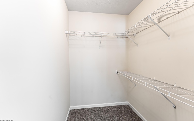 100 Woodside Drive, Morgantown, West Virginia 26508, 3 Bedrooms Bedrooms, 9 Rooms Rooms,2 BathroomsBathrooms,Single Family Attached,For Sale,Woodside,10164718