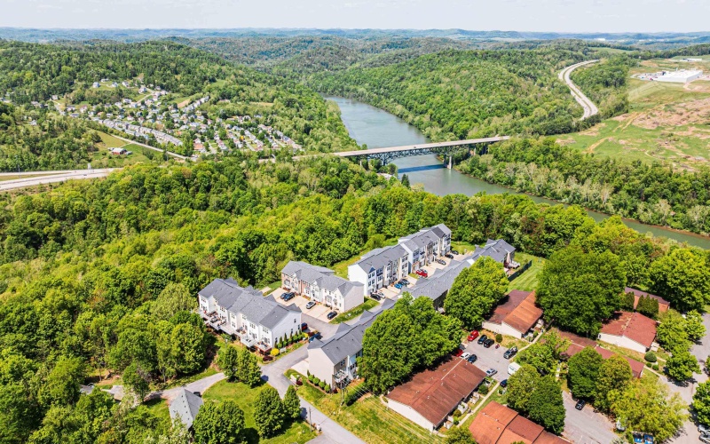 100 Woodside Drive, Morgantown, West Virginia 26508, 3 Bedrooms Bedrooms, 9 Rooms Rooms,2 BathroomsBathrooms,Single Family Attached,For Sale,Woodside,10164718