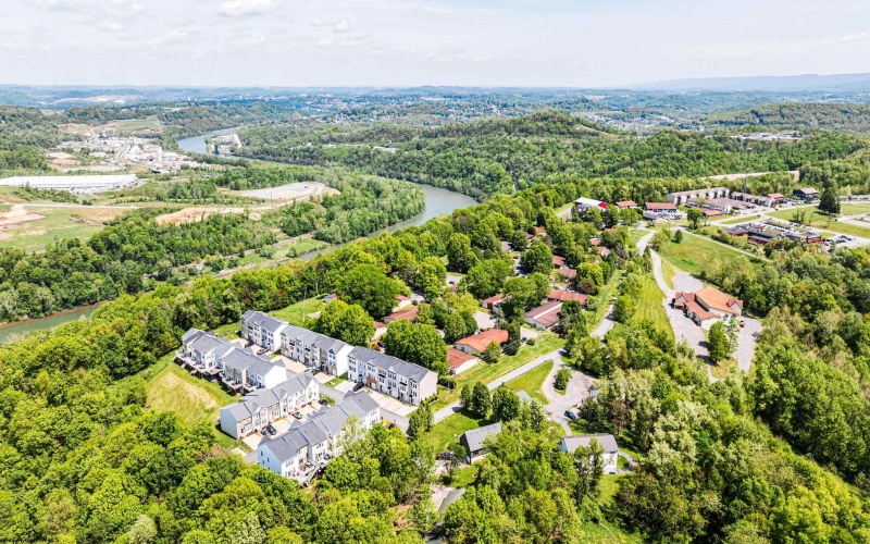100 Woodside Drive, Morgantown, West Virginia 26508, 3 Bedrooms Bedrooms, 9 Rooms Rooms,2 BathroomsBathrooms,Single Family Attached,For Sale,Woodside,10164718