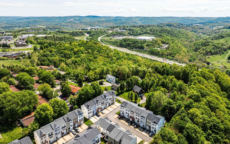 100 Woodside Drive, Morgantown, West Virginia 26508, 3 Bedrooms Bedrooms, 9 Rooms Rooms,2 BathroomsBathrooms,Single Family Attached,For Sale,Woodside,10164718