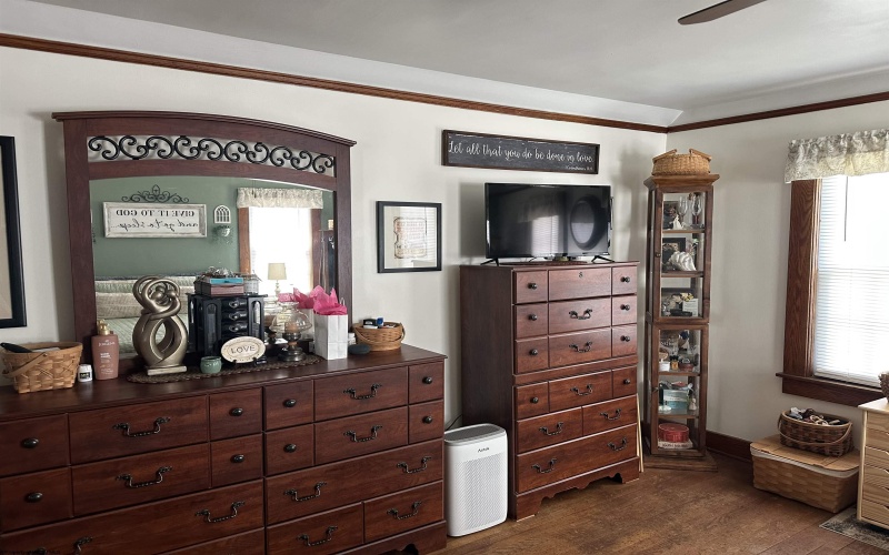 323 Court Avenue, Weston, West Virginia 26452-000, 3 Bedrooms Bedrooms, 9 Rooms Rooms,1 BathroomBathrooms,Single Family Detached,For Sale,Court,10164730