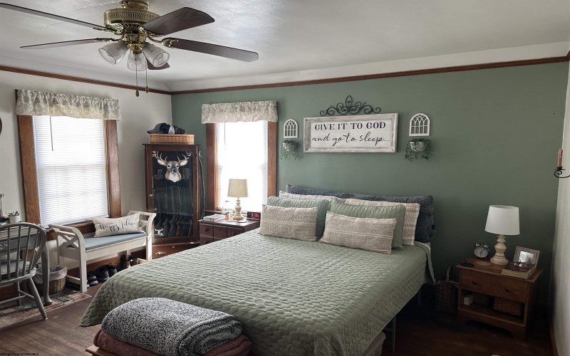 323 Court Avenue, Weston, West Virginia 26452-000, 3 Bedrooms Bedrooms, 9 Rooms Rooms,1 BathroomBathrooms,Single Family Detached,For Sale,Court,10164730
