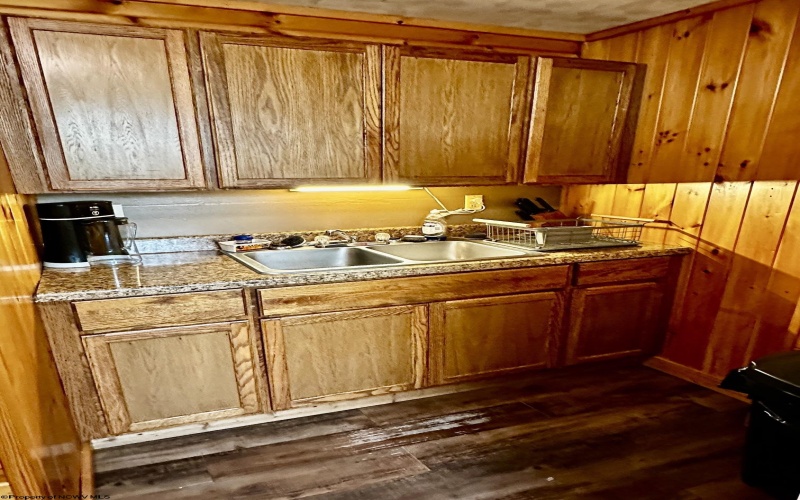 103 Washington Street, Mannington, West Virginia 26582-0000, 5 Bedrooms Bedrooms, 10 Rooms Rooms,2 BathroomsBathrooms,Single Family Detached,For Sale,Washington,10164729