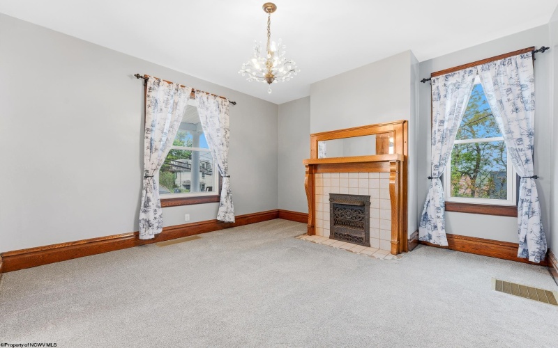 509 Prospect Street, Morgantown, West Virginia 26505, 4 Bedrooms Bedrooms, 10 Rooms Rooms,2 BathroomsBathrooms,Single Family Detached,For Sale,Prospect,10164727