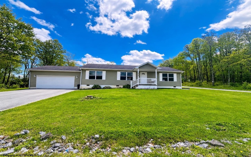 476 Kimberly Lane, Kingwood, West Virginia 26537, 3 Bedrooms Bedrooms, 6 Rooms Rooms,2 BathroomsBathrooms,Single Family Detached,For Sale,Kimberly,10164720