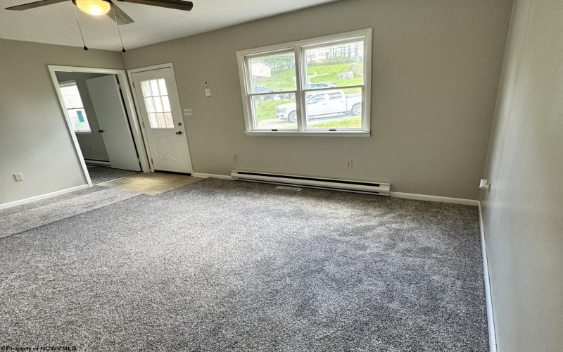 487 Oak Street, Kingwood, West Virginia 26537, 3 Bedrooms Bedrooms, 6 Rooms Rooms,1 BathroomBathrooms,Single Family Detached,For Sale,Oak,10164734