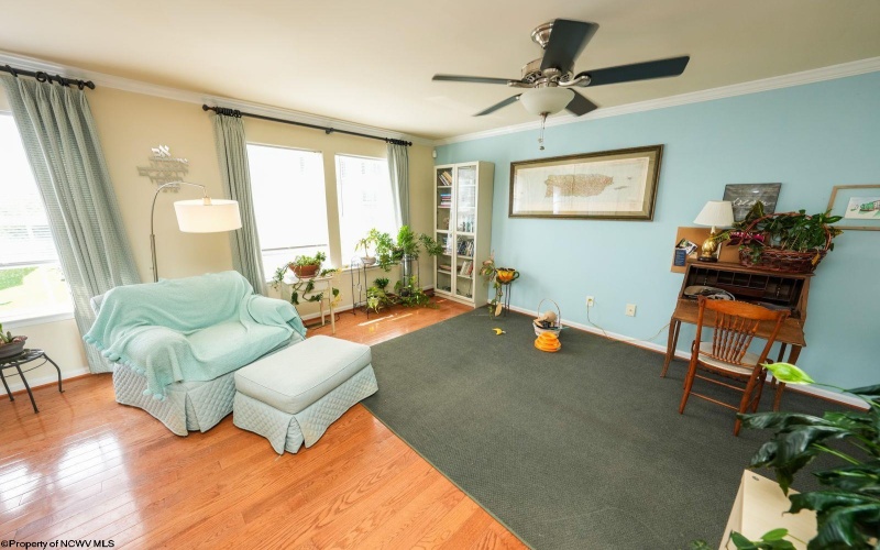 112 Birds Eye View Drive, Morgantown, West Virginia 26501, 3 Bedrooms Bedrooms, 8 Rooms Rooms,2 BathroomsBathrooms,Single Family Attached,For Sale,Birds Eye View,10164732