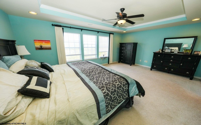 112 Birds Eye View Drive, Morgantown, West Virginia 26501, 3 Bedrooms Bedrooms, 8 Rooms Rooms,2 BathroomsBathrooms,Single Family Attached,For Sale,Birds Eye View,10164732