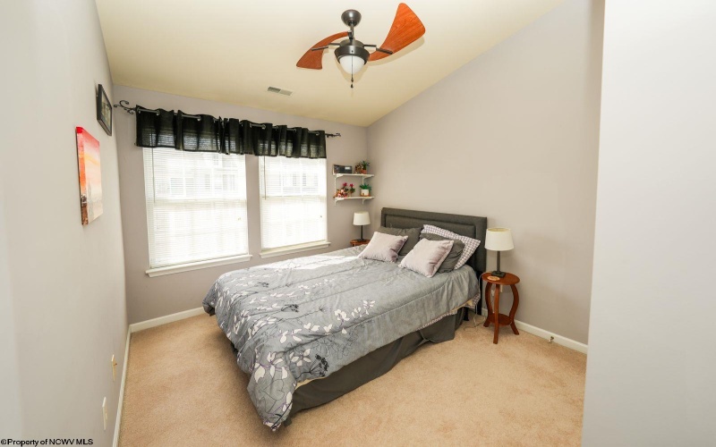 112 Birds Eye View Drive, Morgantown, West Virginia 26501, 3 Bedrooms Bedrooms, 8 Rooms Rooms,2 BathroomsBathrooms,Single Family Attached,For Sale,Birds Eye View,10164732