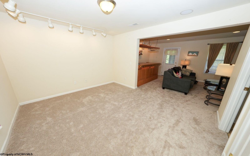 112 Birds Eye View Drive, Morgantown, West Virginia 26501, 3 Bedrooms Bedrooms, 8 Rooms Rooms,2 BathroomsBathrooms,Single Family Attached,For Sale,Birds Eye View,10164732