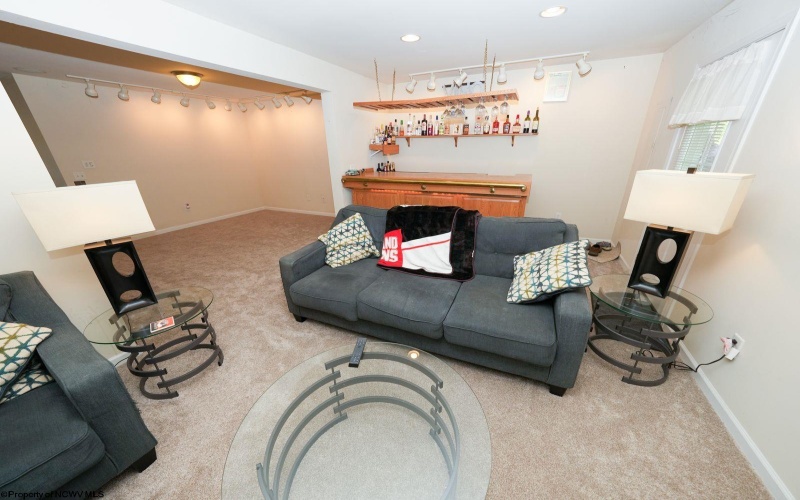 112 Birds Eye View Drive, Morgantown, West Virginia 26501, 3 Bedrooms Bedrooms, 8 Rooms Rooms,2 BathroomsBathrooms,Single Family Attached,For Sale,Birds Eye View,10164732