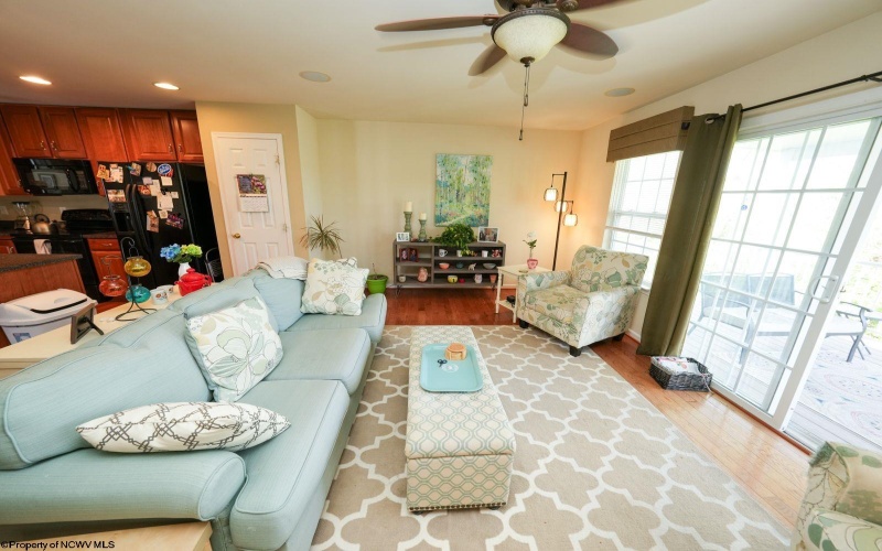 112 Birds Eye View Drive, Morgantown, West Virginia 26501, 3 Bedrooms Bedrooms, 8 Rooms Rooms,2 BathroomsBathrooms,Single Family Attached,For Sale,Birds Eye View,10164732