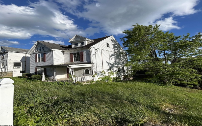 238 Watson Avenue, Fairmont, West Virginia 26554, ,Multi-unit/income,For Sale,Watson,10164742