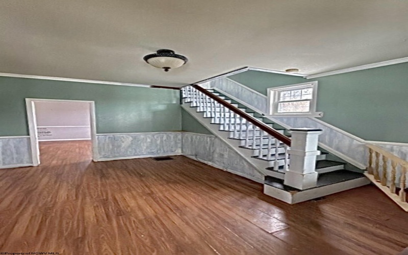 301 Hampton Road, Fairmont, West Virginia 26554, 4 Bedrooms Bedrooms, 8 Rooms Rooms,1 BathroomBathrooms,Single Family Detached,For Sale,Hampton,10164746