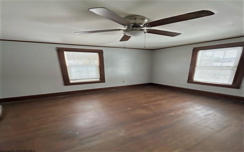 301 Hampton Road, Fairmont, West Virginia 26554, 4 Bedrooms Bedrooms, 8 Rooms Rooms,1 BathroomBathrooms,Single Family Detached,For Sale,Hampton,10164746