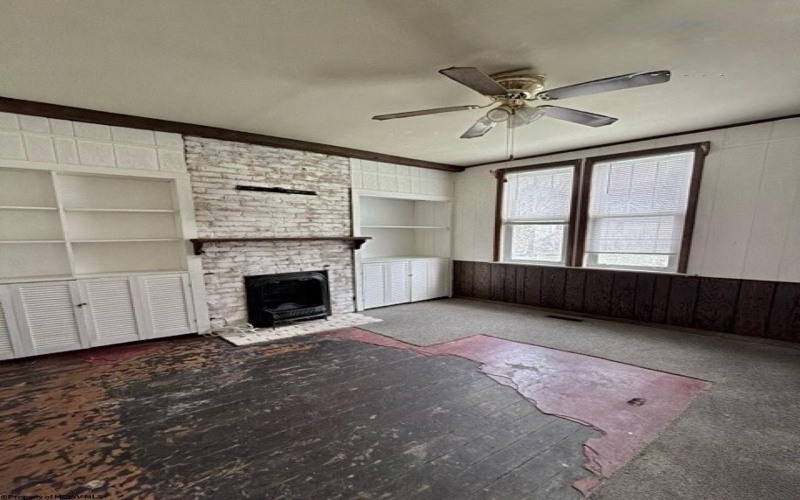 301 Hampton Road, Fairmont, West Virginia 26554, 4 Bedrooms Bedrooms, 8 Rooms Rooms,1 BathroomBathrooms,Single Family Detached,For Sale,Hampton,10164746