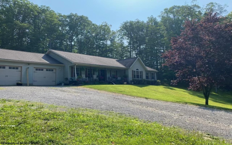 363 Sunny Brush Drive, Elkins, West Virginia 26241, 3 Bedrooms Bedrooms, 8 Rooms Rooms,2 BathroomsBathrooms,Single Family Detached,For Sale,Sunny Brush,10164760