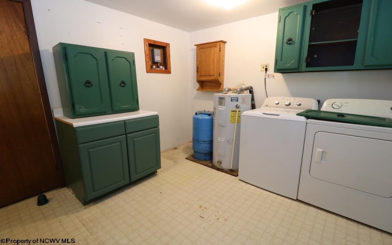 965 Evans Run Road, Elkins, West Virginia 26241, 3 Bedrooms Bedrooms, 7 Rooms Rooms,1 BathroomBathrooms,Single Family Detached,For Sale,Evans Run,10164763