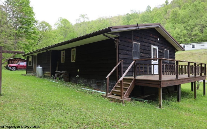 965 Evans Run Road, Elkins, West Virginia 26241, 3 Bedrooms Bedrooms, 7 Rooms Rooms,1 BathroomBathrooms,Single Family Detached,For Sale,Evans Run,10164763