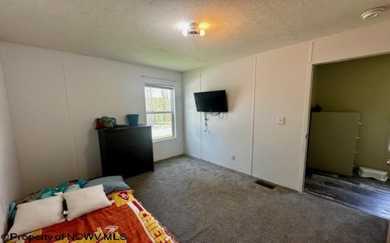 884 Harter Hill Road, Worthington, West Virginia 26591-0000, 4 Bedrooms Bedrooms, 7 Rooms Rooms,2 BathroomsBathrooms,Single Family Detached,For Sale,Harter Hill,10164759