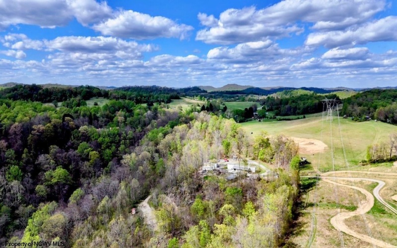 884 Harter Hill Road, Worthington, West Virginia 26591-0000, 4 Bedrooms Bedrooms, 7 Rooms Rooms,2 BathroomsBathrooms,Single Family Detached,For Sale,Harter Hill,10164759