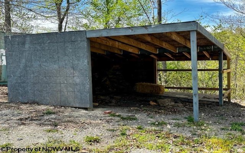 884 Harter Hill Road, Worthington, West Virginia 26591-0000, 4 Bedrooms Bedrooms, 7 Rooms Rooms,2 BathroomsBathrooms,Single Family Detached,For Sale,Harter Hill,10164759