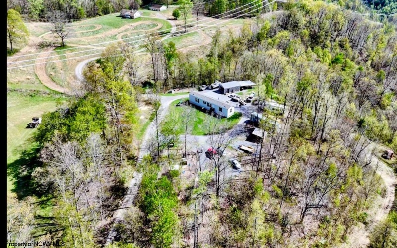 884 Harter Hill Road, Worthington, West Virginia 26591-0000, 4 Bedrooms Bedrooms, 7 Rooms Rooms,2 BathroomsBathrooms,Single Family Detached,For Sale,Harter Hill,10164759