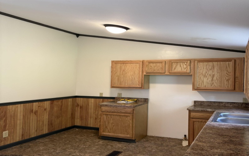 24 Seventh Street, Hendricks, West Virginia 26271, 3 Bedrooms Bedrooms, 5 Rooms Rooms,2 BathroomsBathrooms,Single Family Detached,For Sale,Seventh,10164757