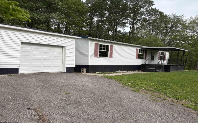 24 Seventh Street, Hendricks, West Virginia 26271, 3 Bedrooms Bedrooms, 5 Rooms Rooms,2 BathroomsBathrooms,Single Family Detached,For Sale,Seventh,10164757