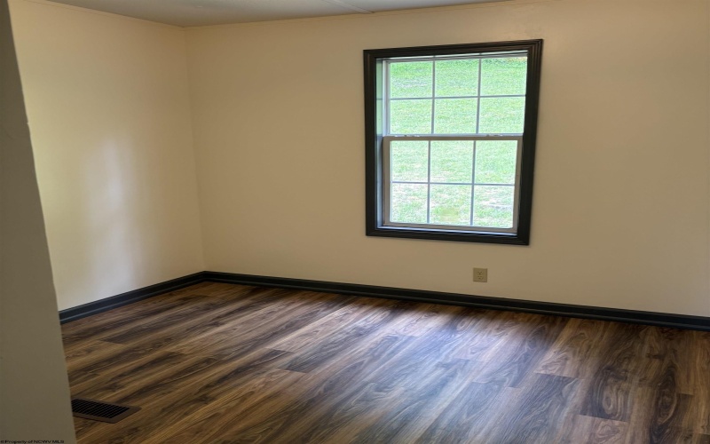24 Seventh Street, Hendricks, West Virginia 26271, 3 Bedrooms Bedrooms, 5 Rooms Rooms,2 BathroomsBathrooms,Single Family Detached,For Sale,Seventh,10164757