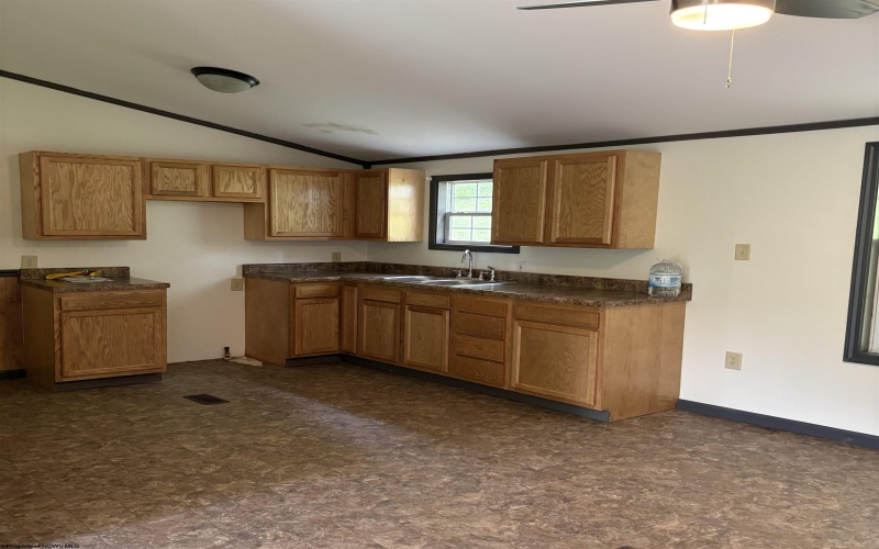 24 Seventh Street, Hendricks, West Virginia 26271, 3 Bedrooms Bedrooms, 5 Rooms Rooms,2 BathroomsBathrooms,Single Family Detached,For Sale,Seventh,10164757