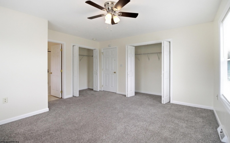 439 Kensington Avenue, Morgantown, West Virginia 26505, 4 Bedrooms Bedrooms, 7 Rooms Rooms,3 BathroomsBathrooms,Single Family Attached,For Sale,Kensington,10164755