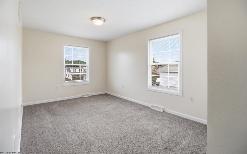 439 Kensington Avenue, Morgantown, West Virginia 26505, 4 Bedrooms Bedrooms, 7 Rooms Rooms,3 BathroomsBathrooms,Single Family Attached,For Sale,Kensington,10164755