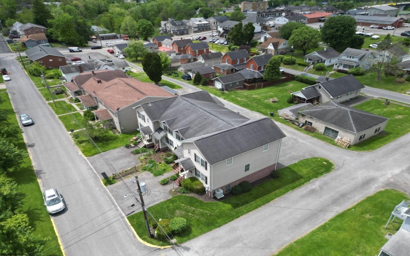 439 Kensington Avenue, Morgantown, West Virginia 26505, 4 Bedrooms Bedrooms, 7 Rooms Rooms,3 BathroomsBathrooms,Single Family Attached,For Sale,Kensington,10164755