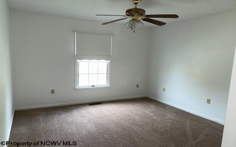 1392 Bennett Drive, Morgantown, West Virginia 26508, 4 Bedrooms Bedrooms, 8 Rooms Rooms,3 BathroomsBathrooms,Residential Rentals,For Rent,Bennett,10164756