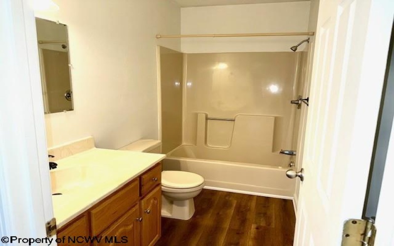 1392 Bennett Drive, Morgantown, West Virginia 26508, 4 Bedrooms Bedrooms, 8 Rooms Rooms,3 BathroomsBathrooms,Residential Rentals,For Rent,Bennett,10164756
