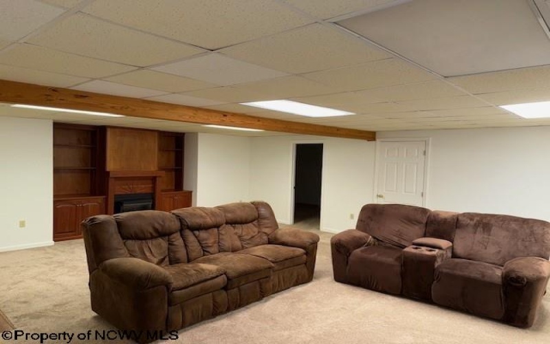 1392 Bennett Drive, Morgantown, West Virginia 26508, 4 Bedrooms Bedrooms, 8 Rooms Rooms,3 BathroomsBathrooms,Residential Rentals,For Rent,Bennett,10164756