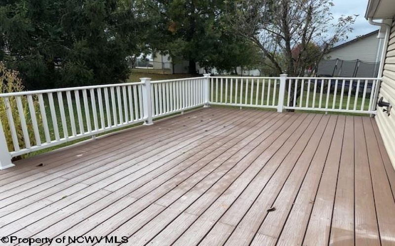1392 Bennett Drive, Morgantown, West Virginia 26508, 4 Bedrooms Bedrooms, 8 Rooms Rooms,3 BathroomsBathrooms,Residential Rentals,For Rent,Bennett,10164756