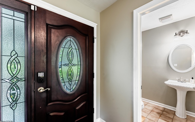 1148 Grandview Drive, Fairmont, West Virginia 26554, 3 Bedrooms Bedrooms, 7 Rooms Rooms,3 BathroomsBathrooms,Single Family Detached,For Sale,Grandview,10164753