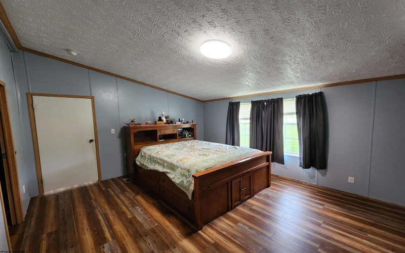 3149 Hawk Highway, Lost Creek, West Virginia 26385, 3 Bedrooms Bedrooms, 8 Rooms Rooms,2 BathroomsBathrooms,Single Family Detached,For Sale,Hawk,10164752