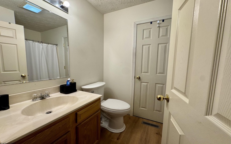 120 Bridge Street, Monongah, West Virginia 26554, 2 Bedrooms Bedrooms, 7 Rooms Rooms,2 BathroomsBathrooms,Single Family Detached,For Sale,Bridge,10164750