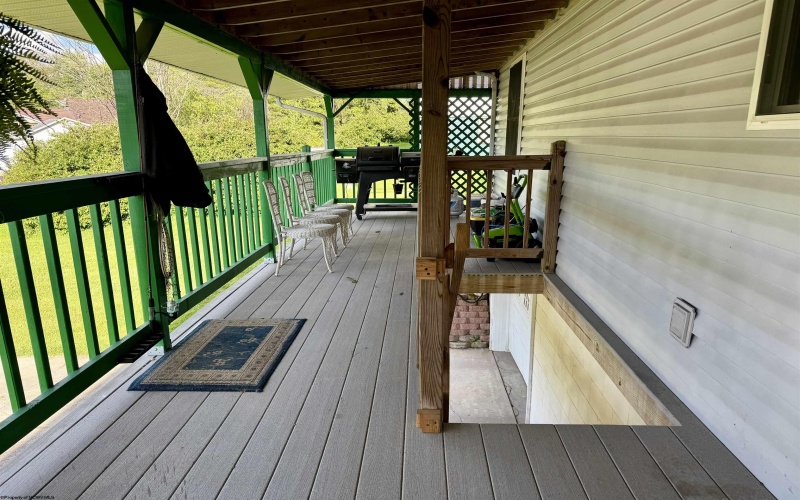 120 Bridge Street, Monongah, West Virginia 26554, 2 Bedrooms Bedrooms, 7 Rooms Rooms,2 BathroomsBathrooms,Single Family Detached,For Sale,Bridge,10164750