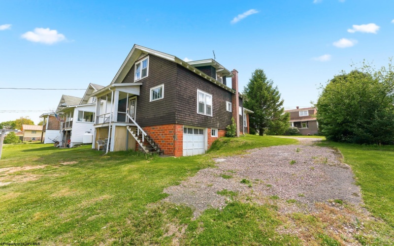 822 Main Street, Addison, Pennsylvania 15411, 2 Bedrooms Bedrooms, 5 Rooms Rooms,1 BathroomBathrooms,Single Family Detached,For Sale,Main,10164765